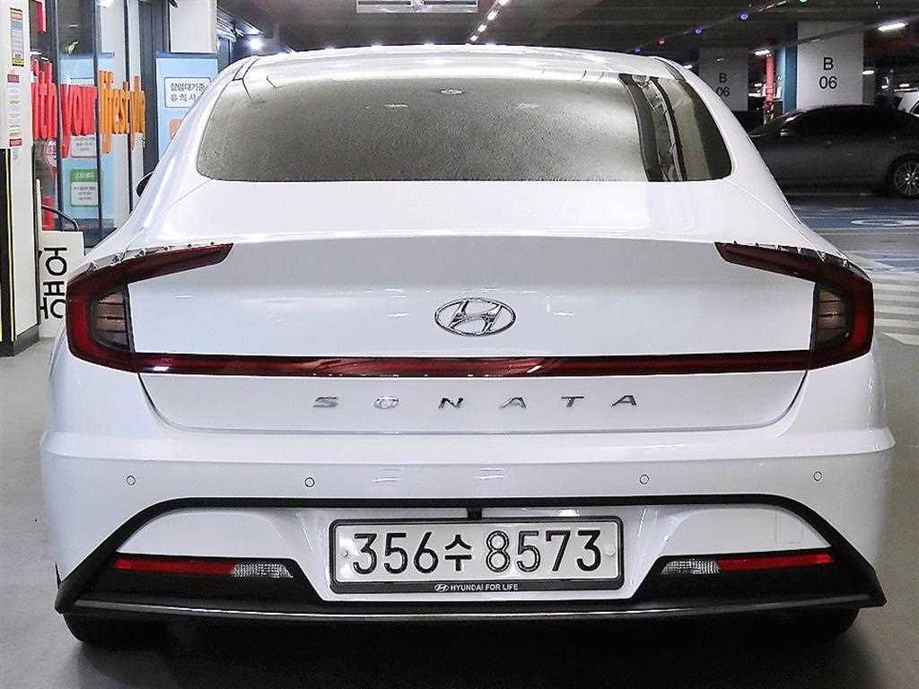 HYUNDAI Sonata - Vista 5