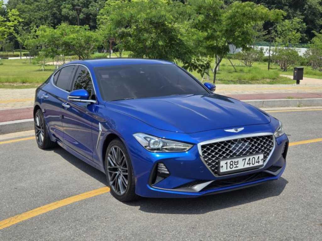 Genesis G70 - Vista 3