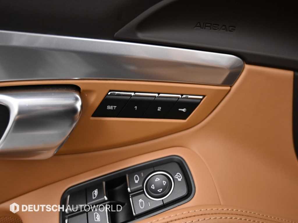 Porsche 718 - Vista 12