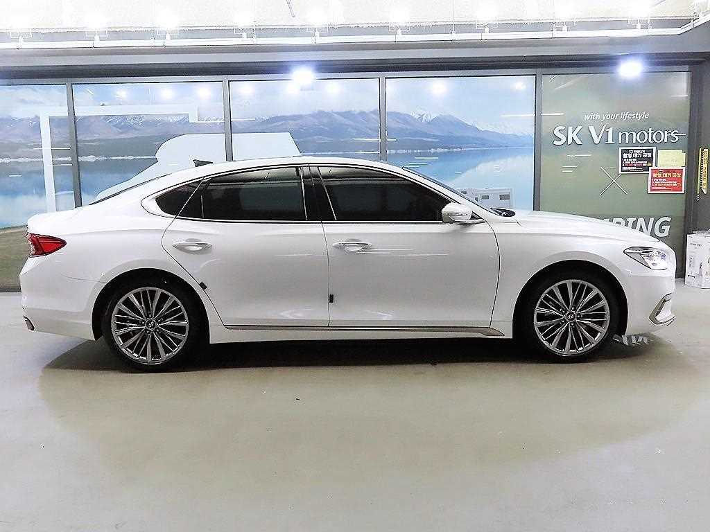 HYUNDAI Grandeur - Vista 3