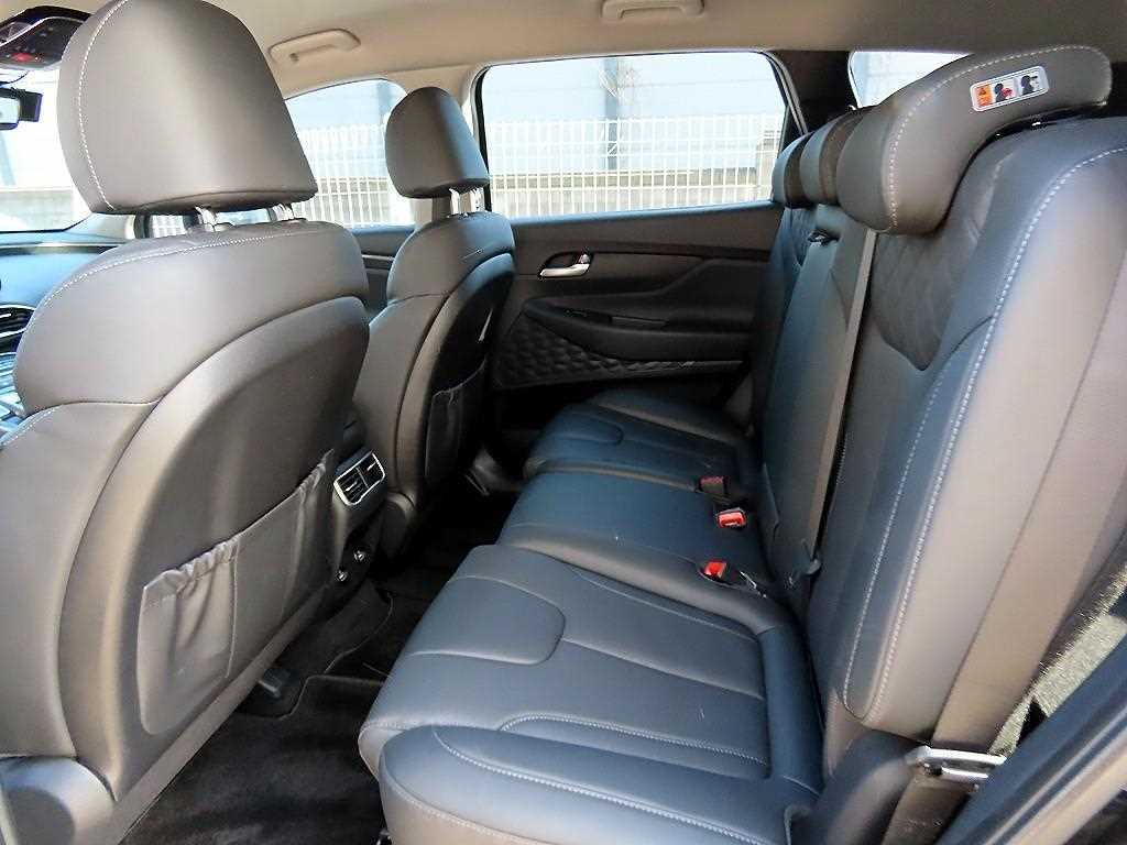 HYUNDAI Santa Fe - Vista 6
