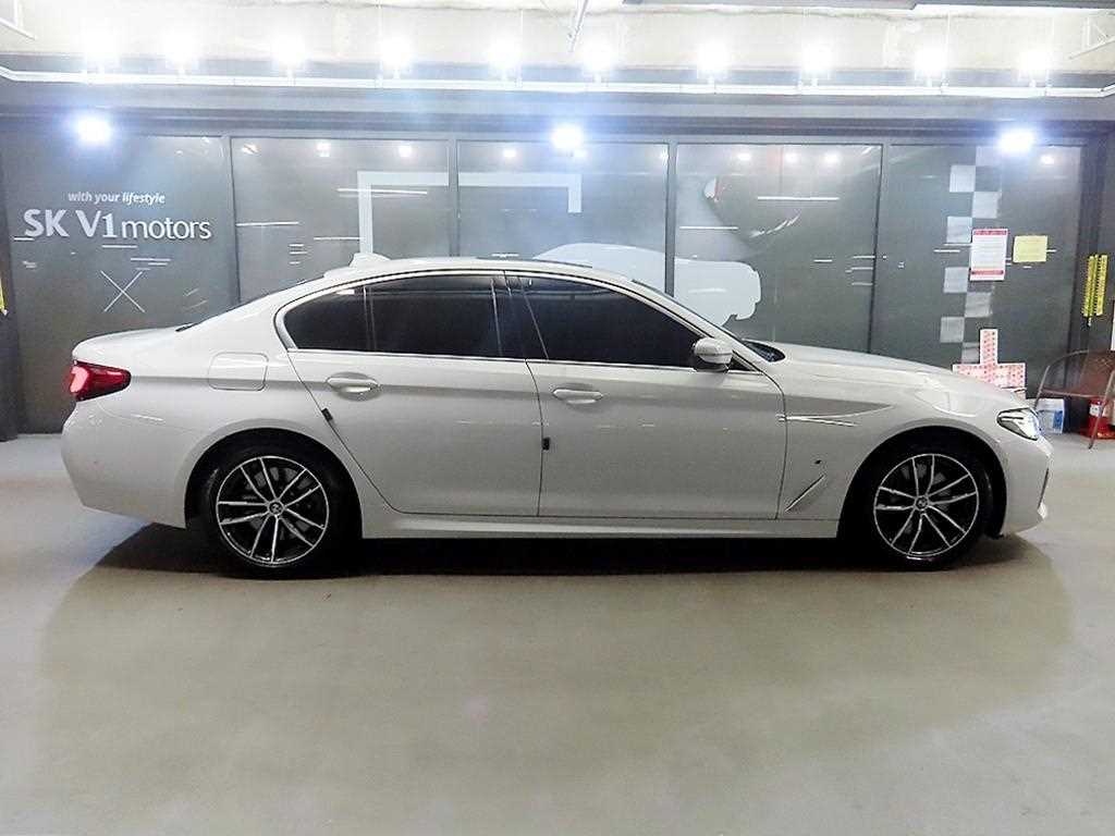 BMW 5 Series - Vista 3