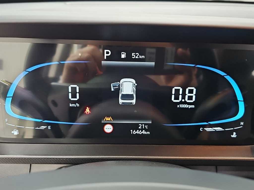 HYUNDAI Casper - Vista 6
