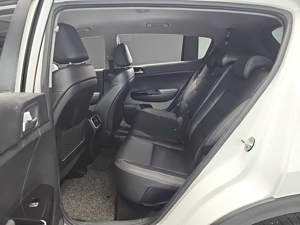 KIA Sportage - Vista 10