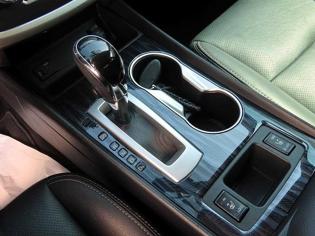 Nissan Altima - Vista 10