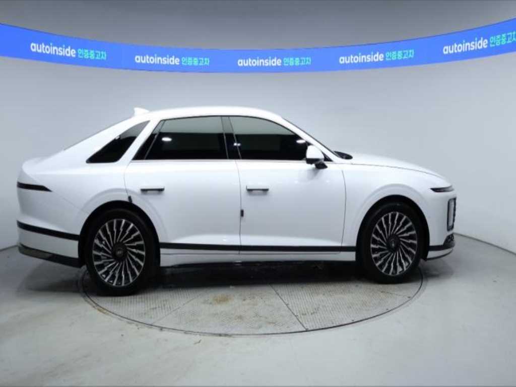 HYUNDAI Grandeur - Vista 4