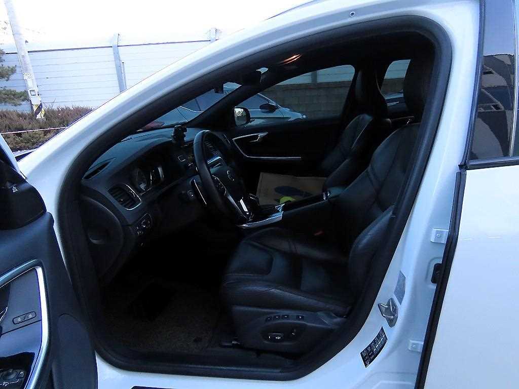 Volvo V60 - Vista 5