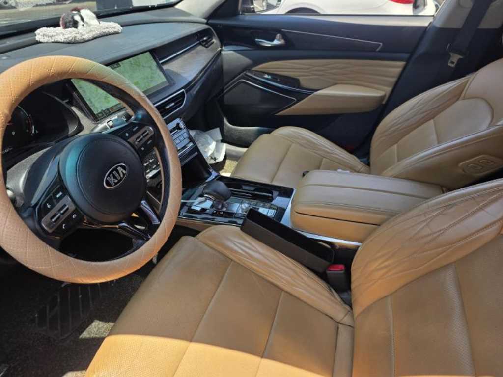 KIA K7 - Vista 6