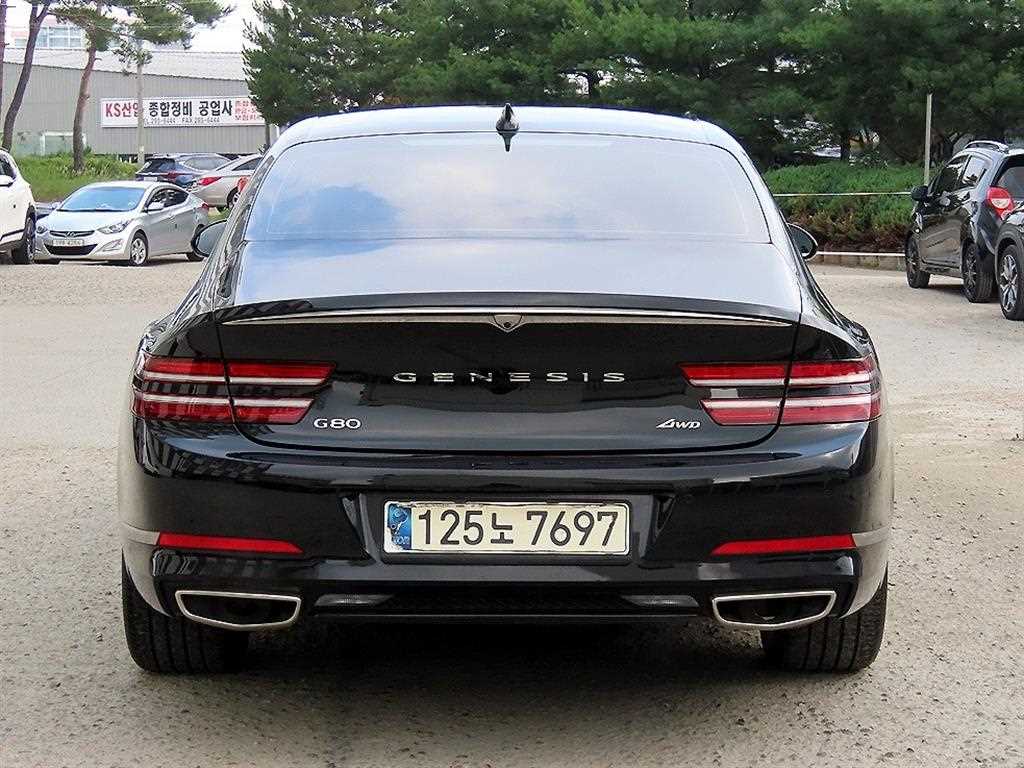 Genesis G80 - Vista 4