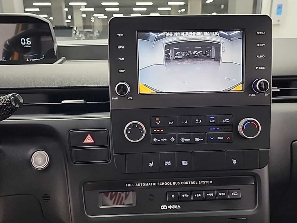 HYUNDAI Staria - Vista 10