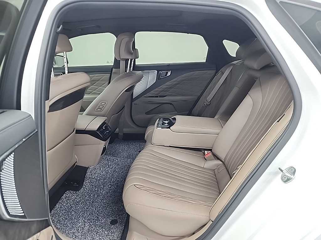 KIA K8 - Vista 12