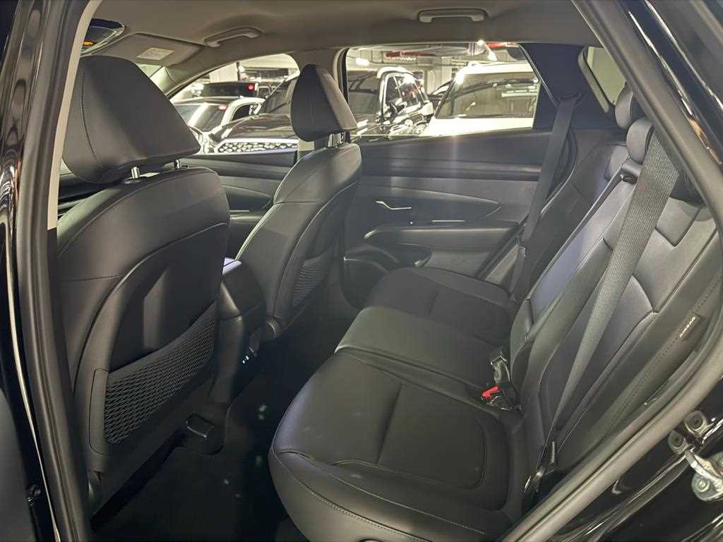 HYUNDAI Tucson - Vista 10