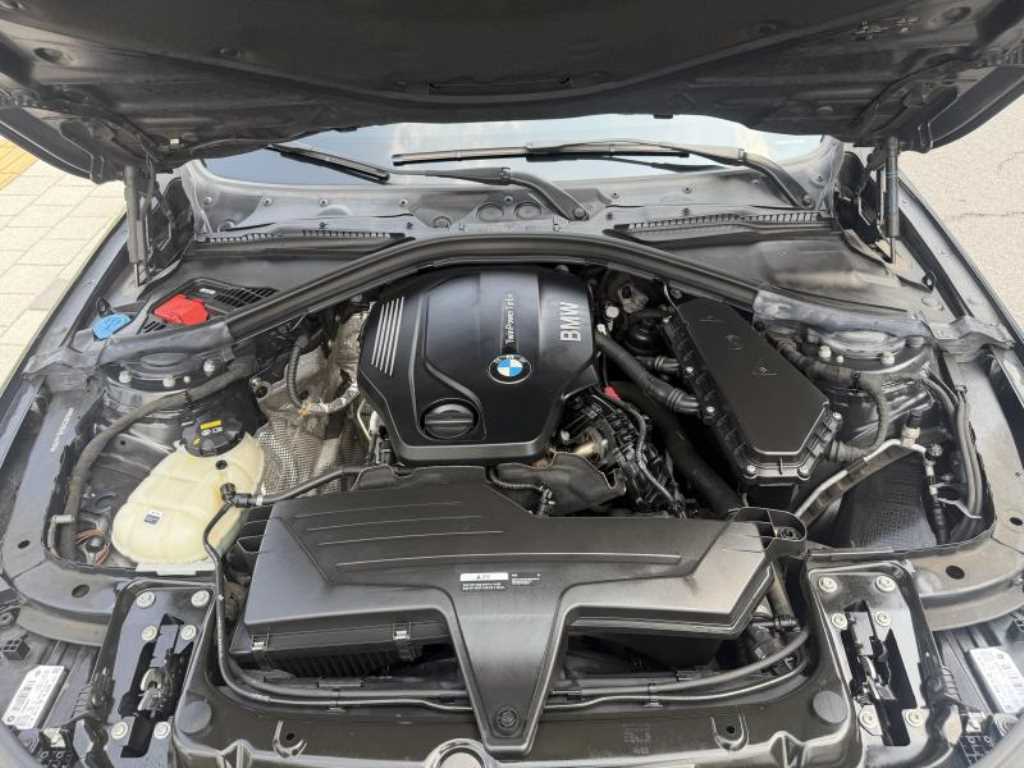 BMW 3 series - Vista 10