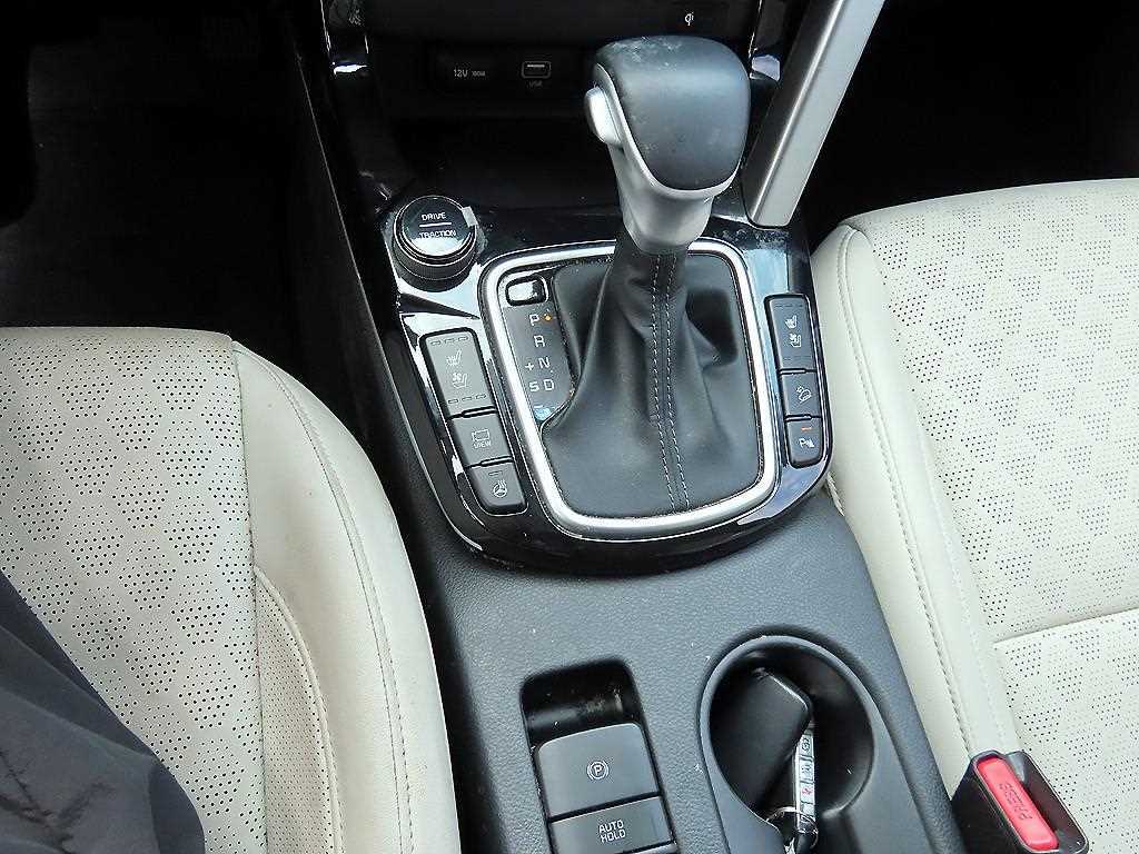 KIA Seltos - Vista 10