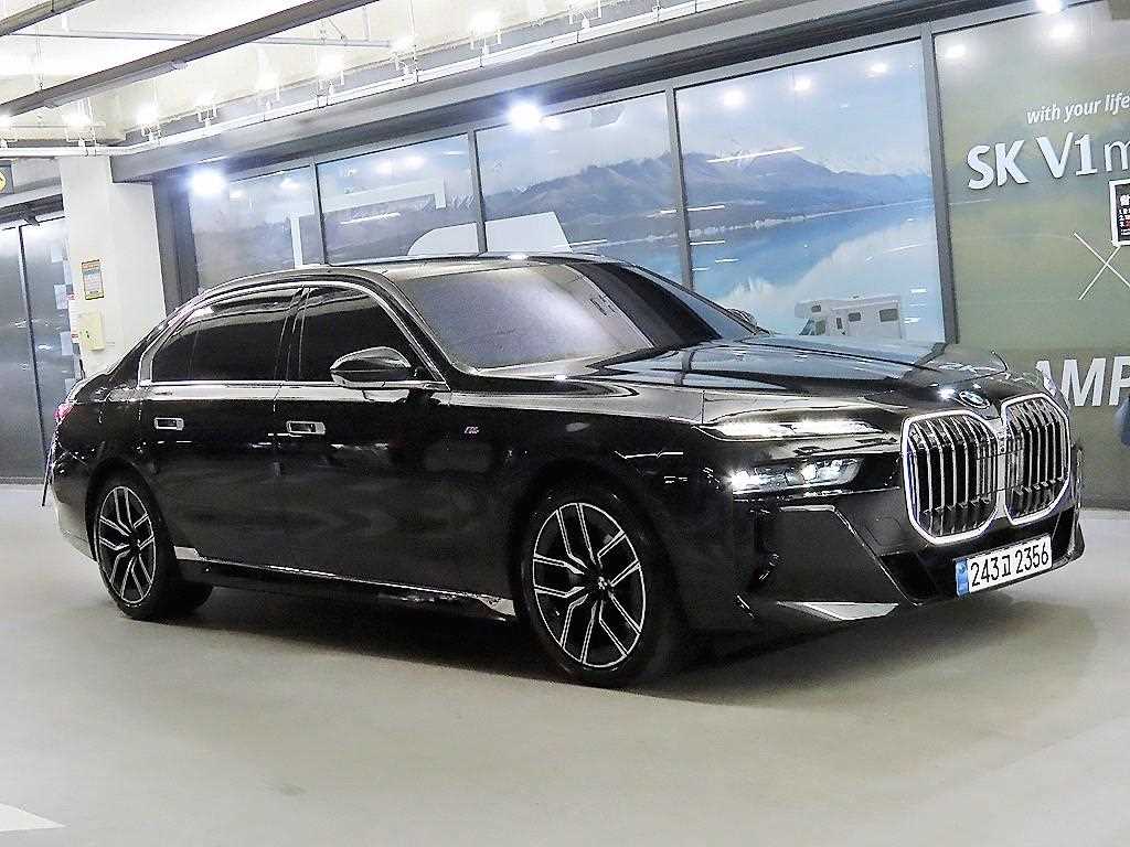 BMW 7 Series 2024 Negro - Importación desde Corea - HF Imports Iquique - Foto 1