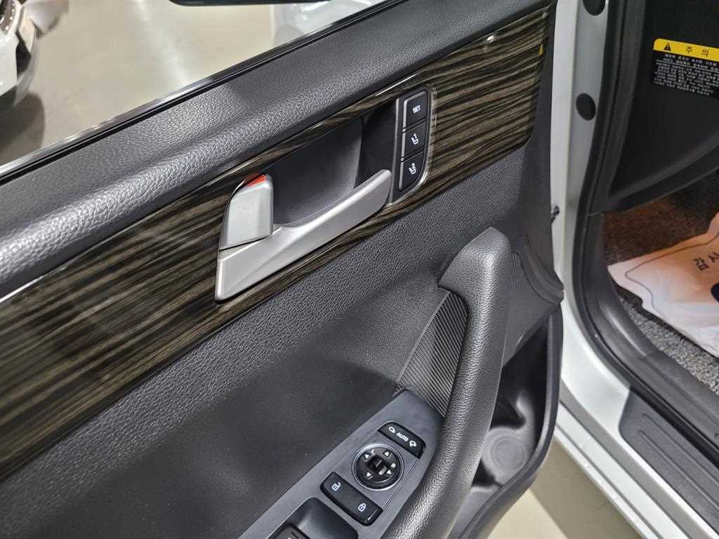 HYUNDAI Sonata 2017 Plateado - Importación desde Corea - HF Imports Iquique - Foto 15