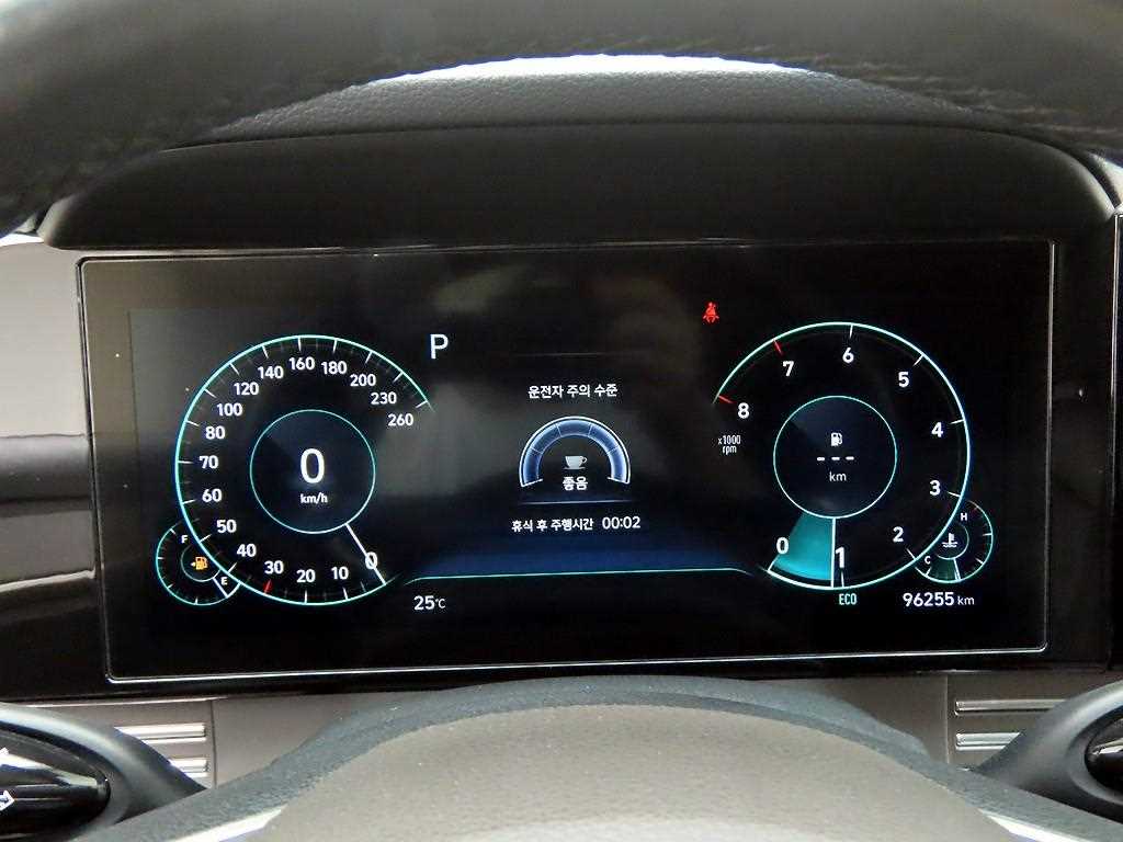 HYUNDAI Grandeur - Vista 5