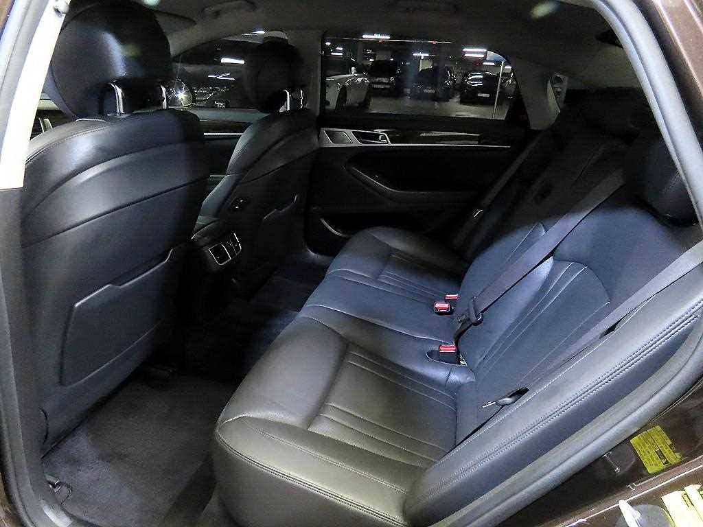 Genesis G80 - Vista 7