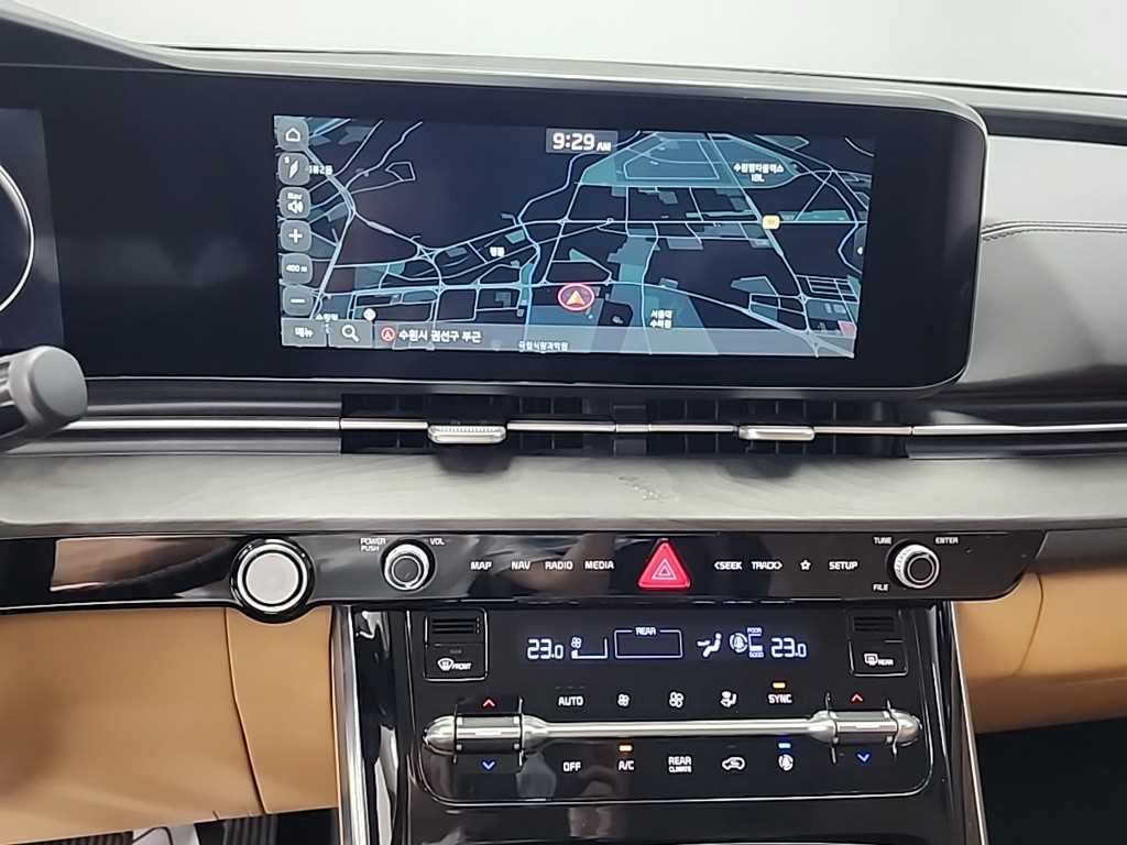 KIA Carnival - Vista 10