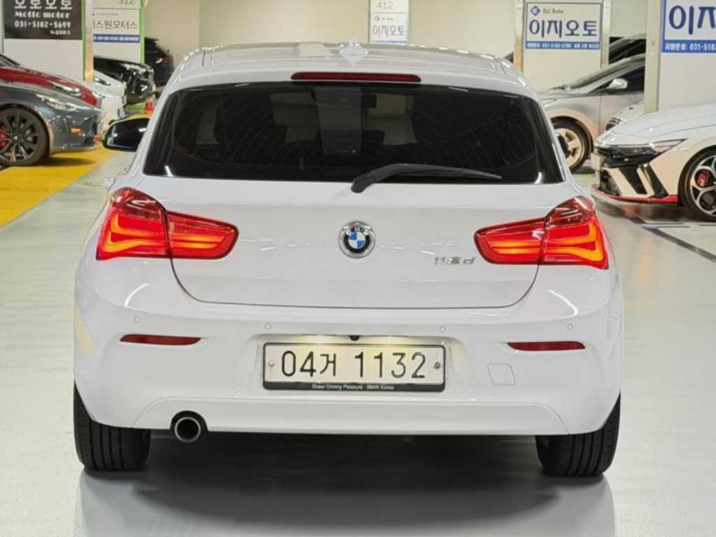 BMW 1 series - Vista 3