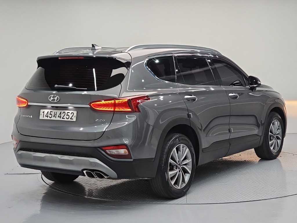 HYUNDAI Santa Fe - Vista 4