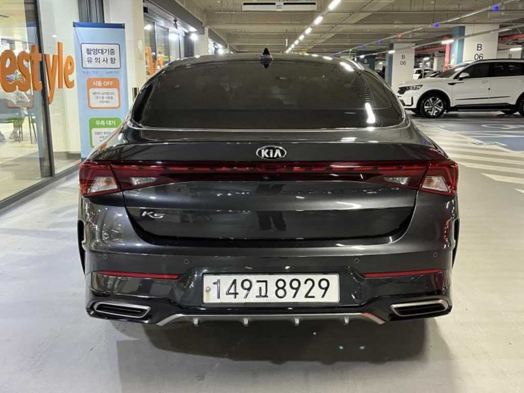 KIA K5 - Vista 5