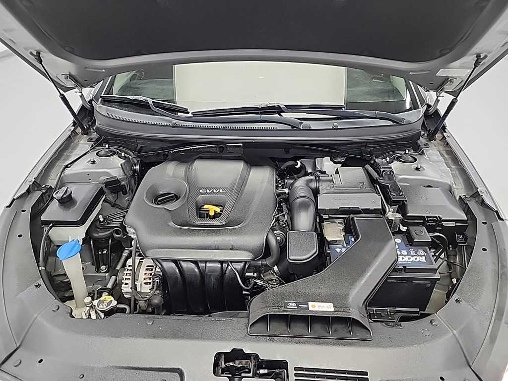 HYUNDAI Sonata - Vista 5