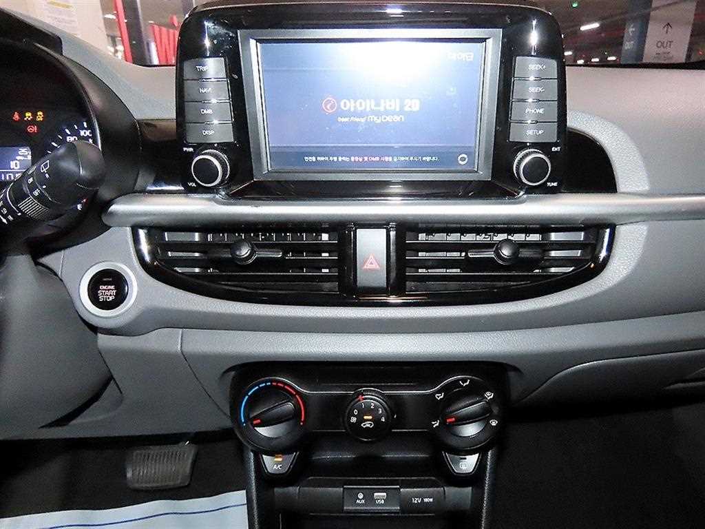 KIA Morning - Vista 11