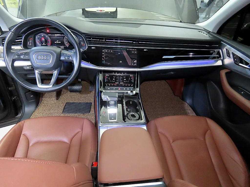 Audi Q7 - Vista 9
