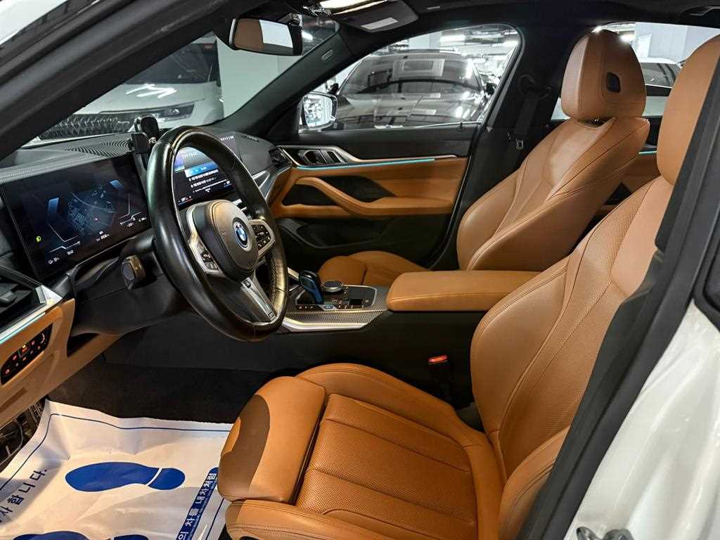 BMW i4 - Vista 9