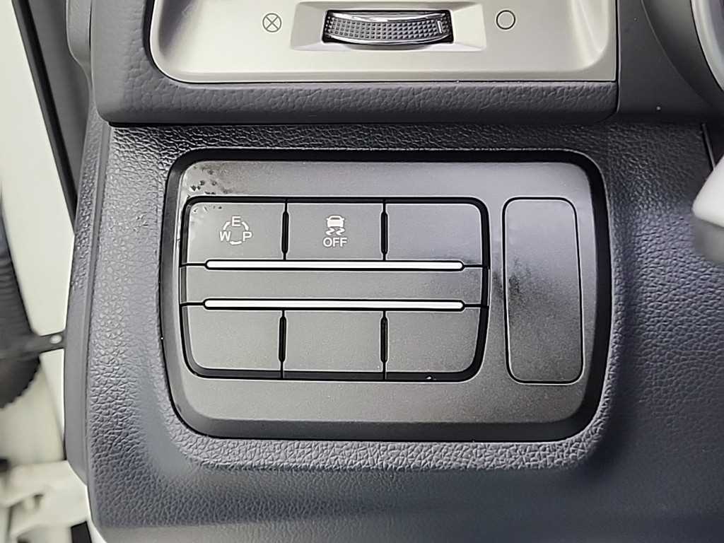 Ssangyong Tivoli 2016 Blanco - Importación desde Corea - HF Imports Iquique - Foto 16