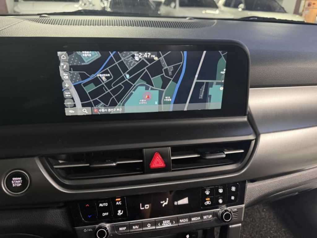 KIA Seltos - Vista 8