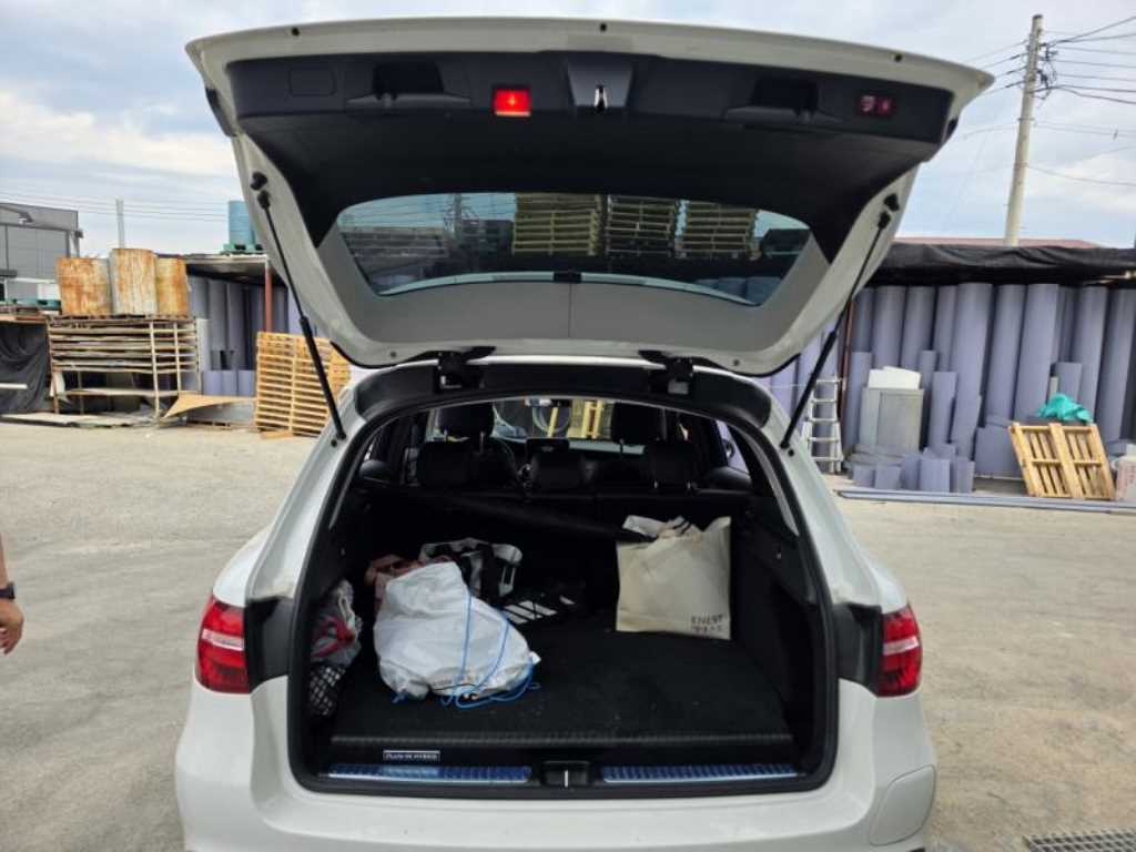 Mercedes Benz GLC Class 2019 Blanco - Importación desde Corea - HF Imports Iquique - Foto 20