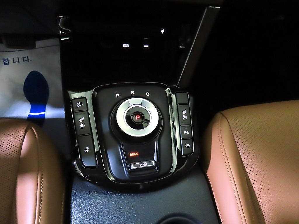 KIA Seltos - Vista 12