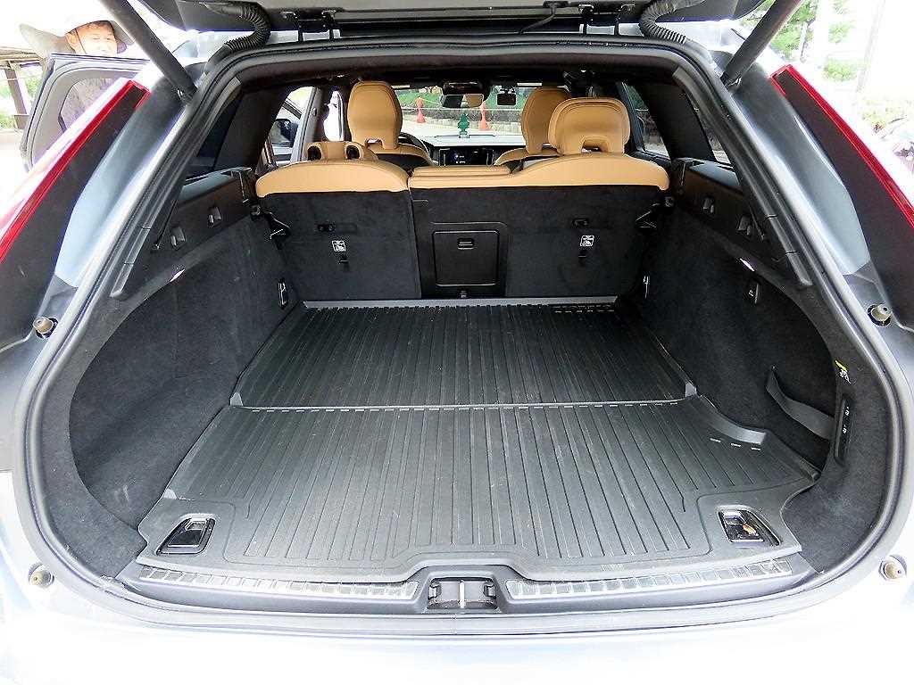 Volvo V90 2019 Gris - Importación desde Corea - HF Imports Iquique - Foto 17