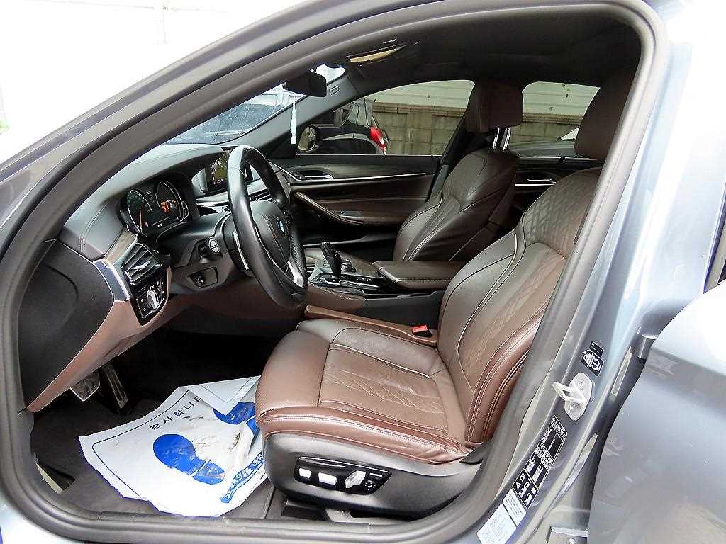 BMW 5 Series - Vista 5
