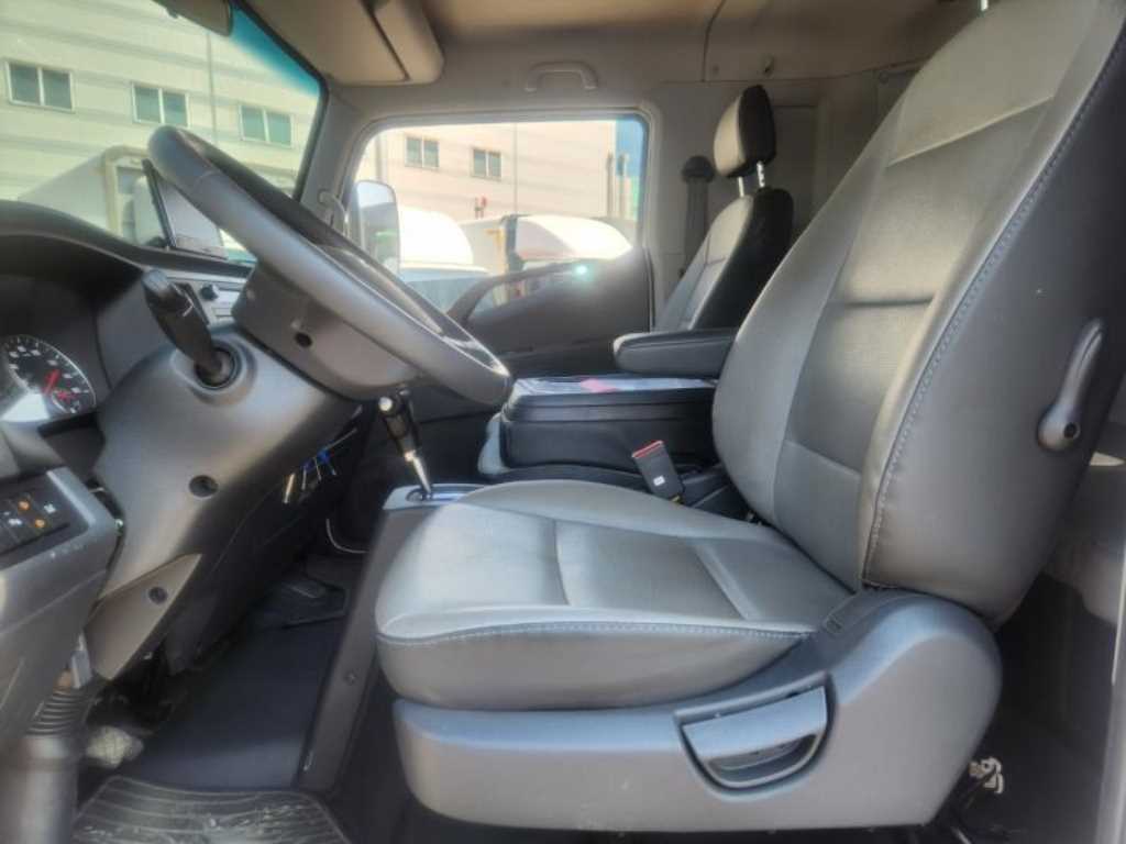 medium and large cargo Lekka - Vista 9