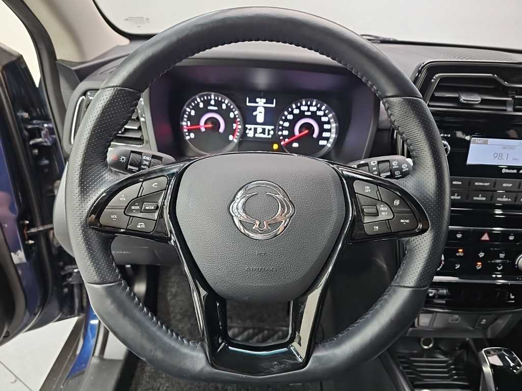 Ssangyong Tivoli - Vista 9