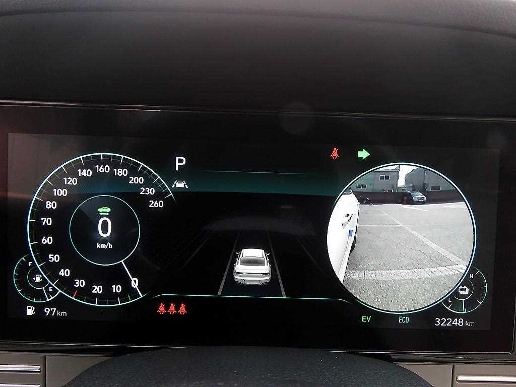HYUNDAI Grandeur - Vista 12