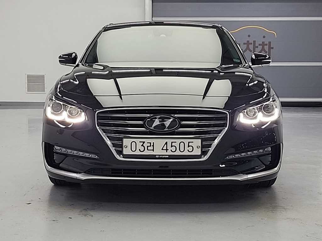 HYUNDAI Grandeur - Vista 2