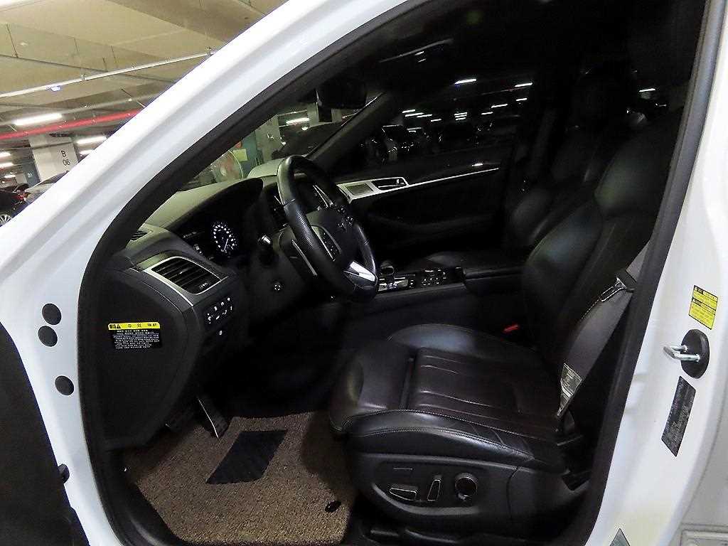 Genesis G80 - Vista 6