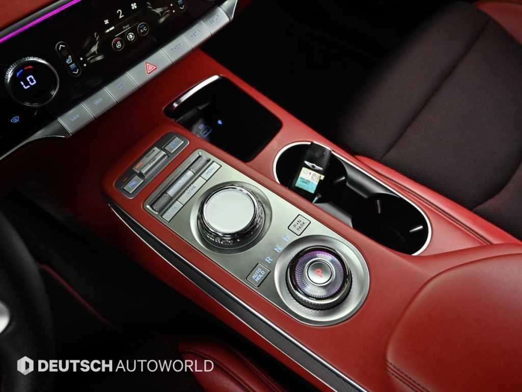 Genesis GV70 - Vista 9