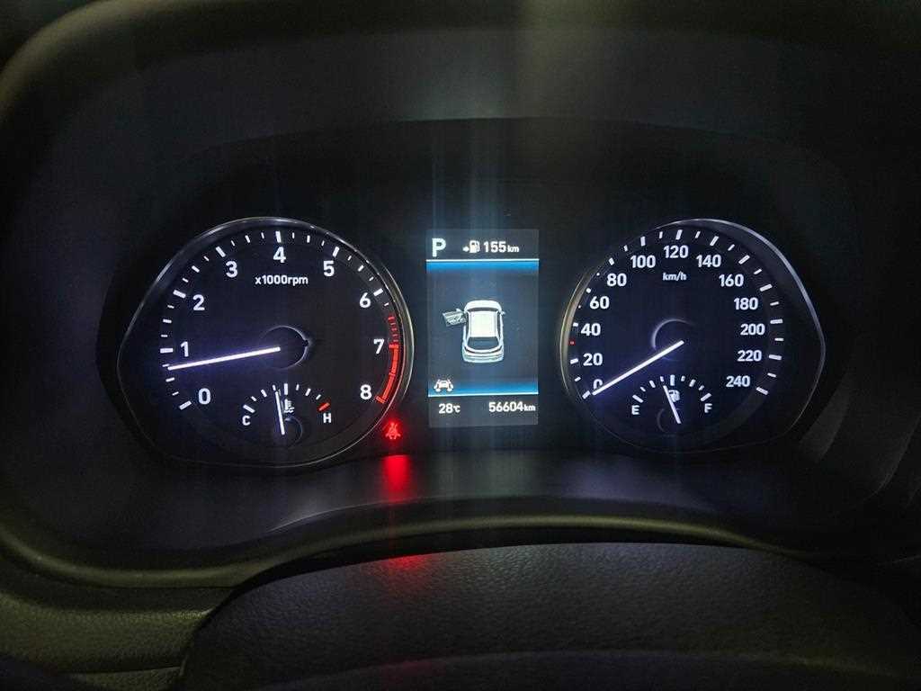 HYUNDAI i30 - Vista 6