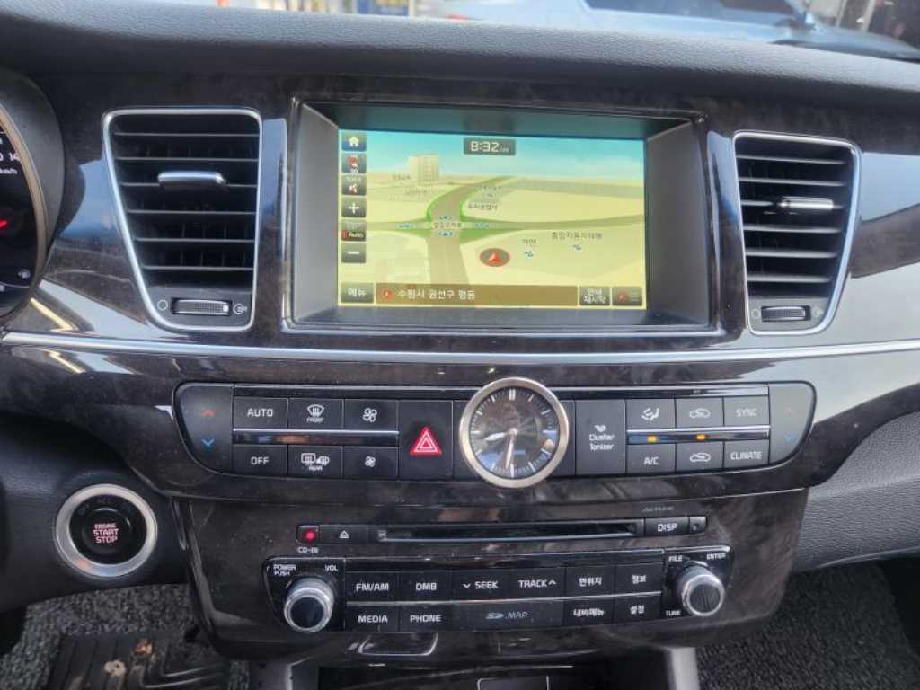 KIA K9 - Vista 9