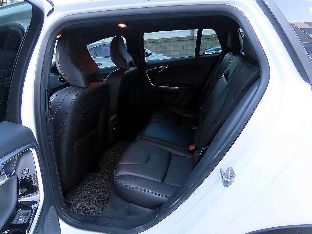 Volvo V60 - Vista 6