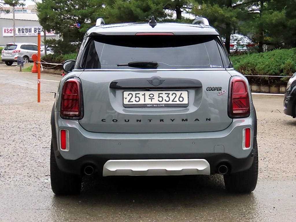 Mini Countryman - Vista 4