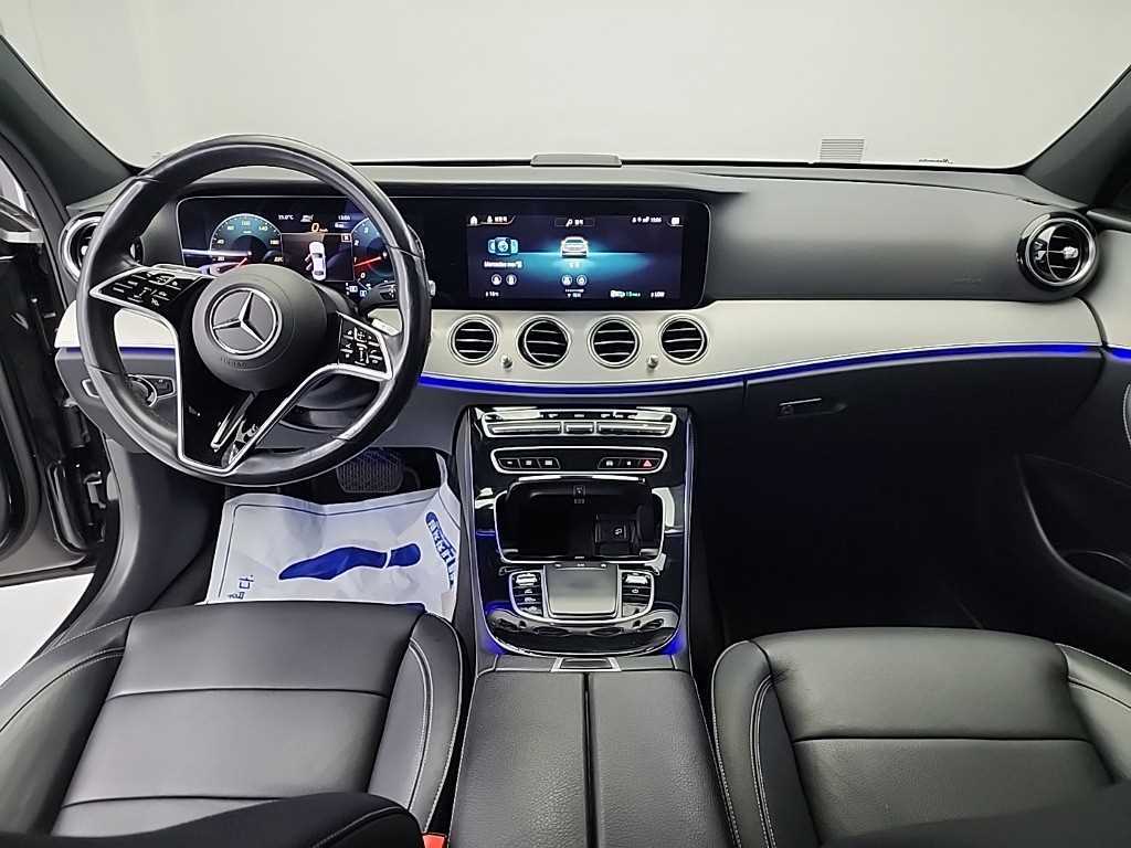 Mercedes Benz E class - Vista 7