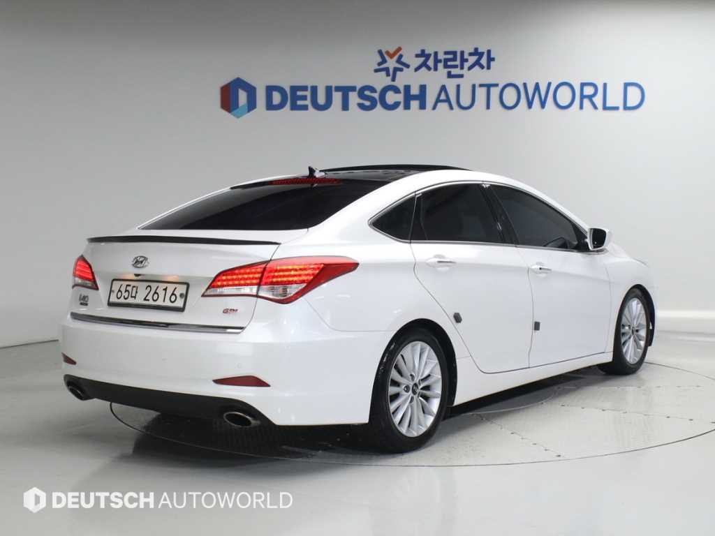 HYUNDAI i40 - Vista 2