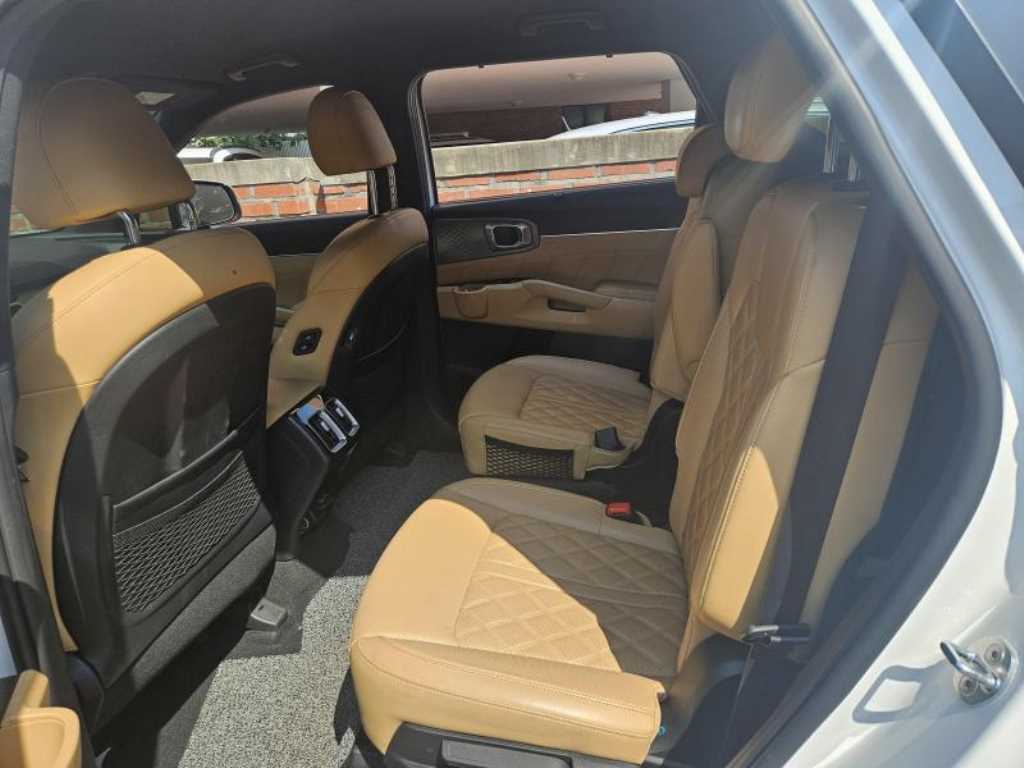 KIA Sorento - Vista 7