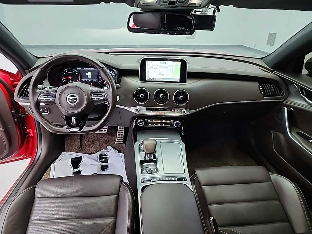 KIA Stinger - Vista 7